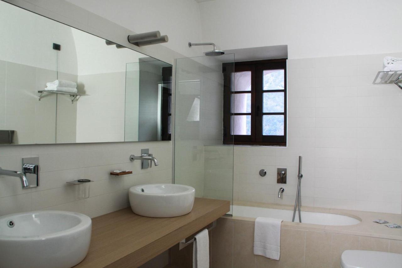 Hotel Cavour Et Des Officiers Bard Εξωτερικό φωτογραφία