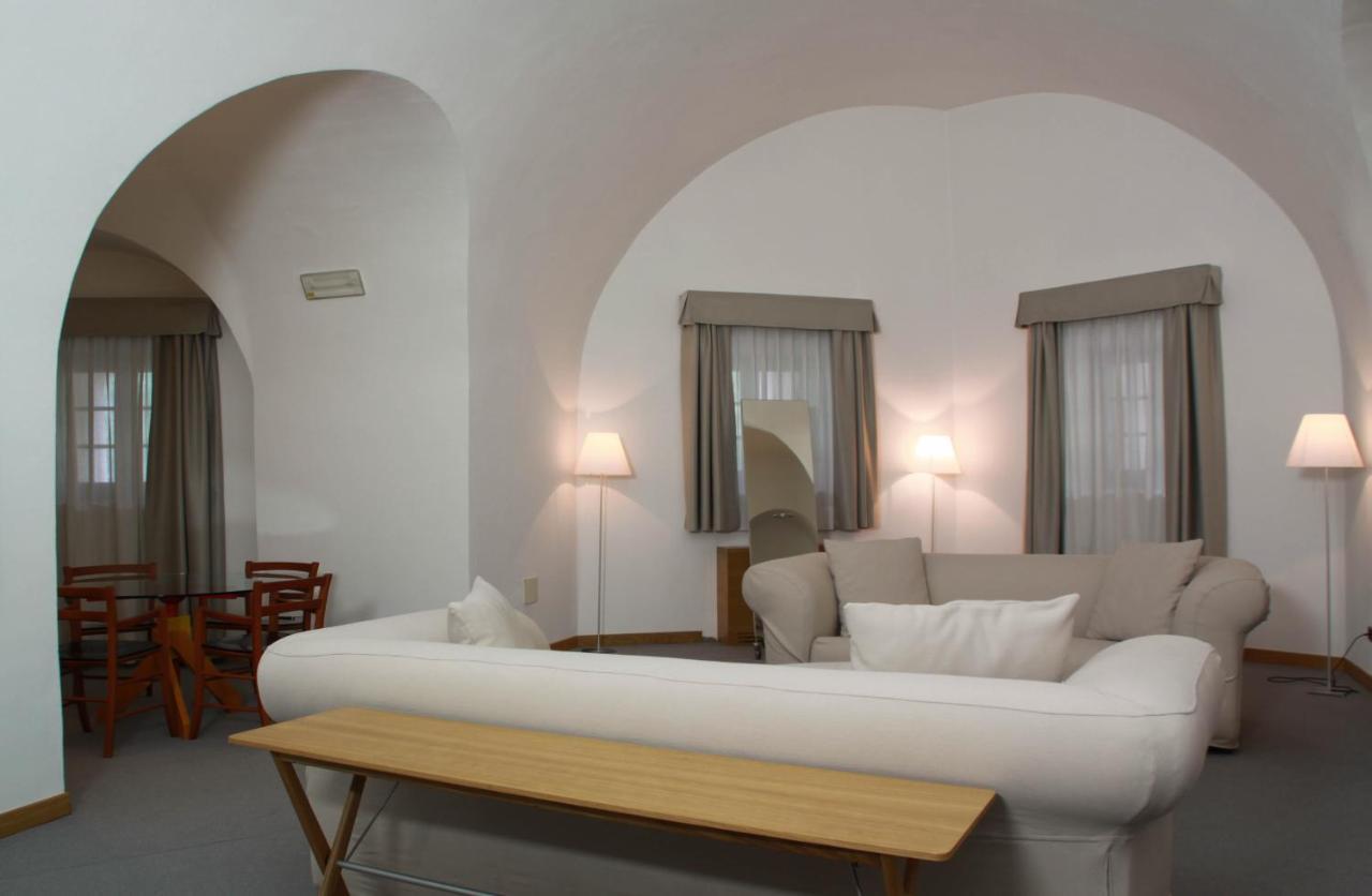 Hotel Cavour Et Des Officiers Bard Εξωτερικό φωτογραφία