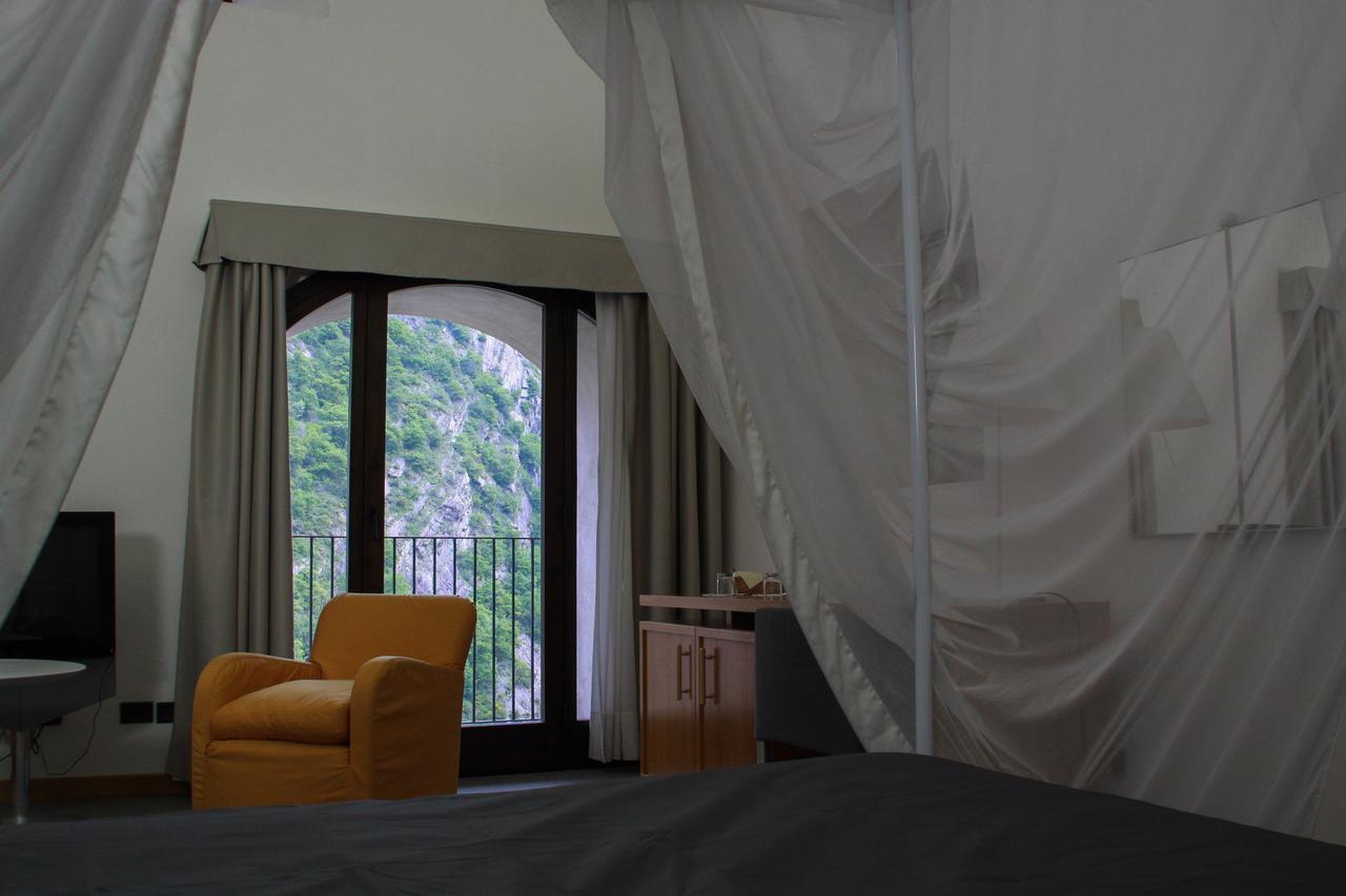 Hotel Cavour Et Des Officiers Bard Εξωτερικό φωτογραφία