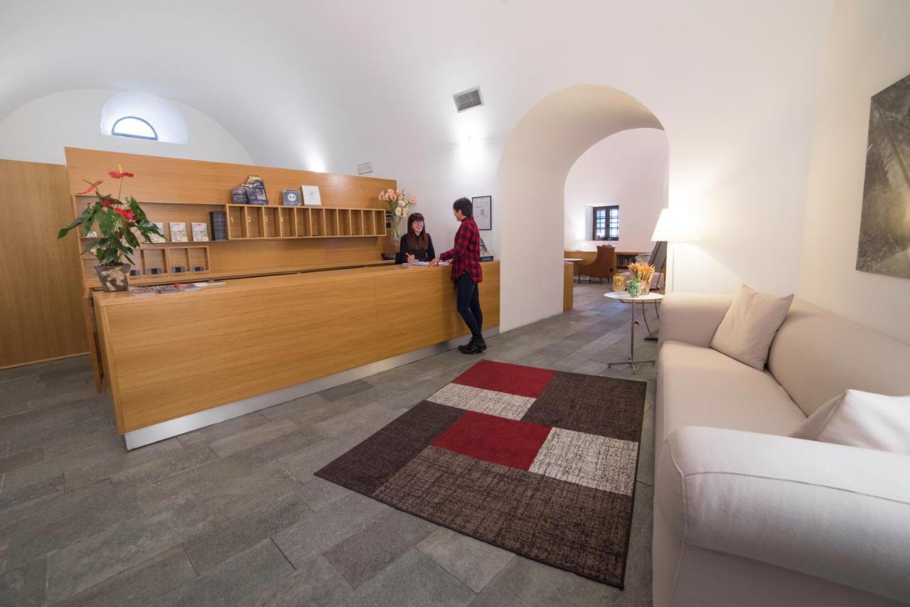 Hotel Cavour Et Des Officiers Bard Εξωτερικό φωτογραφία