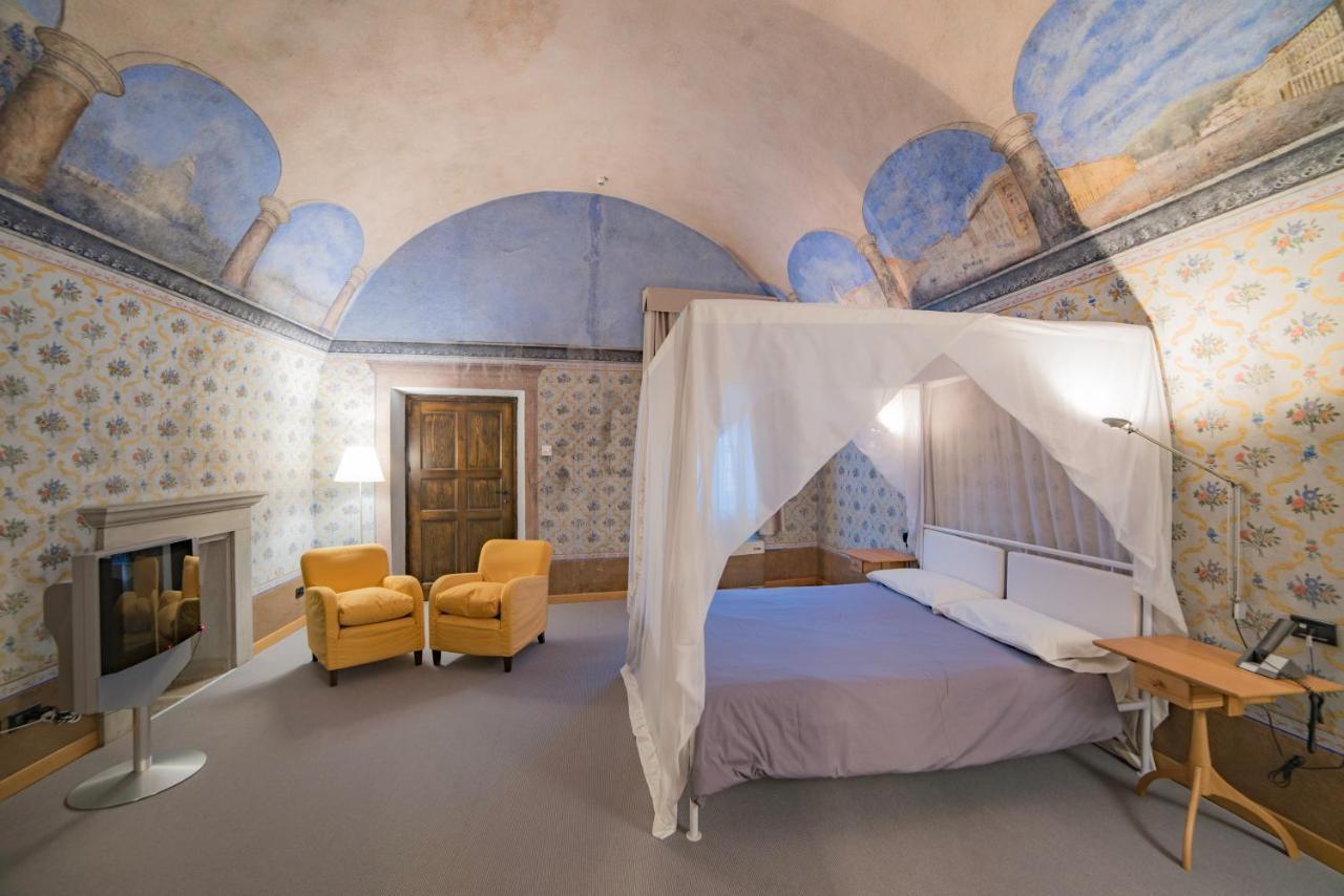 Hotel Cavour Et Des Officiers Bard Εξωτερικό φωτογραφία